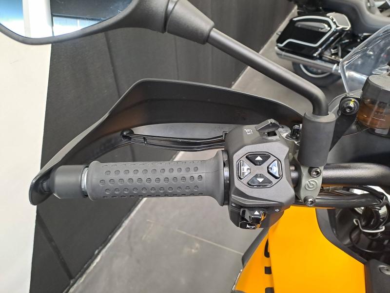 Image MOTO-GUZZI V100 Mandello STELVIO