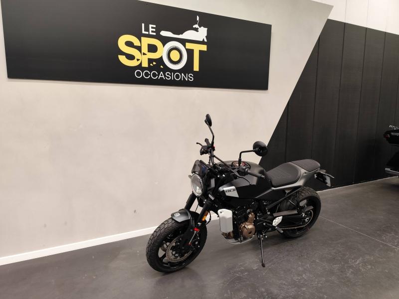 Image HUSQVARNA Svartpilen Svartpilen 801