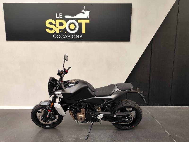 Photo HUSQVARNA Svartpilen Svartpilen 801