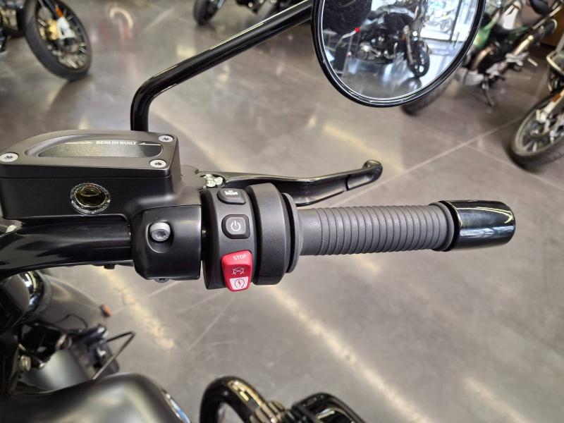 Image BMW R R 18 1800 Roctane