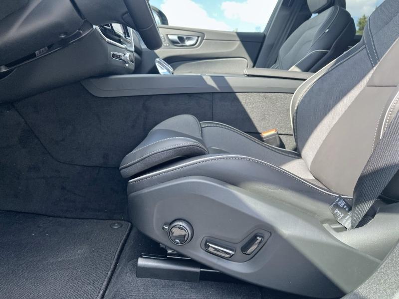 Image VOLVO XC60 T6 Hybride Rechargeable 350ch Plus Style Dark Geartronic 8 AWD