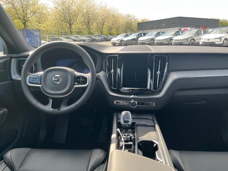 Image VOLVO XC60 T6 Hybride Rechargeable 350ch Plus Style Dark Geartronic 8 AWD