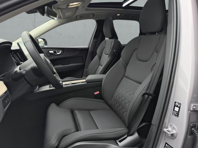 Image VOLVO XC60 T6 Hybride Rechargeable 350ch Ultra Style Dark Geartronic 8 AWD