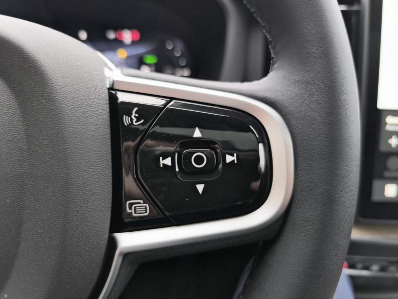 Image VOLVO XC60 T6 Hybride Rechargeable 350ch Ultra Style Dark Geartronic 8 AWD