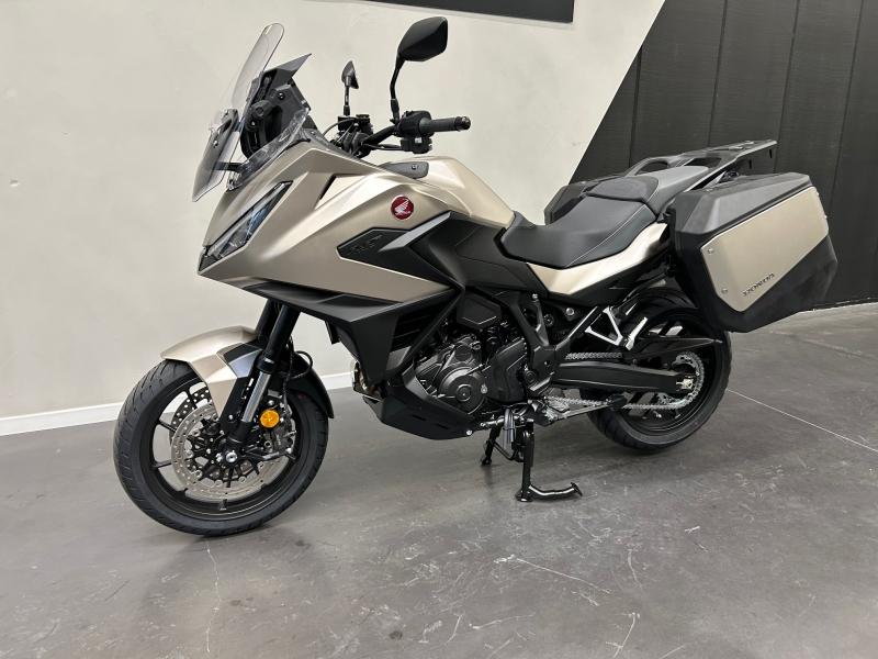 Image HONDA NT NT 1100 DCT