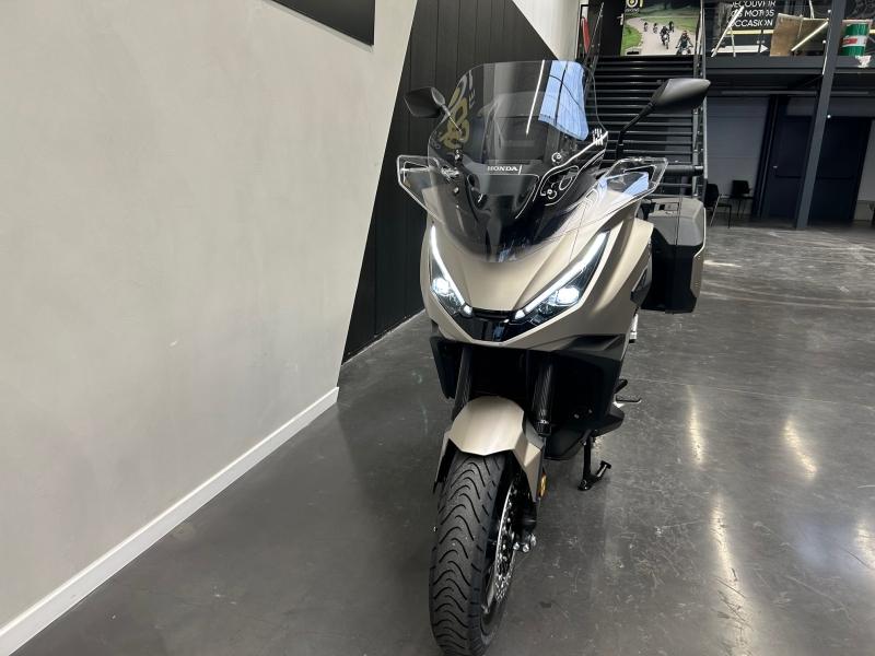 Image HONDA NT NT 1100 DCT