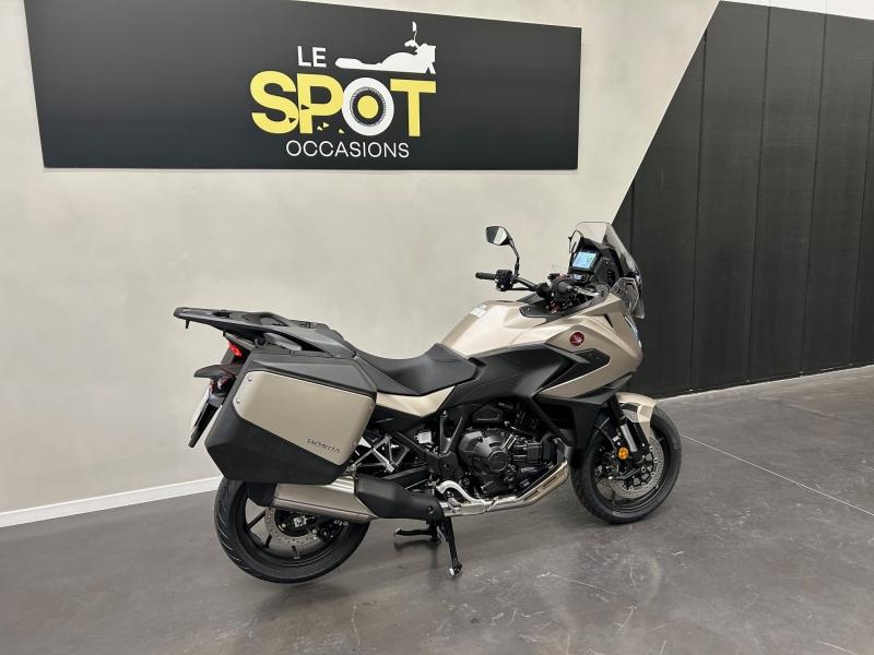 Image HONDA NT NT 1100 DCT