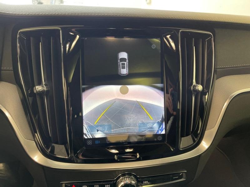 Image VOLVO V60 B4 197ch Ultra Style Dark DCT 7