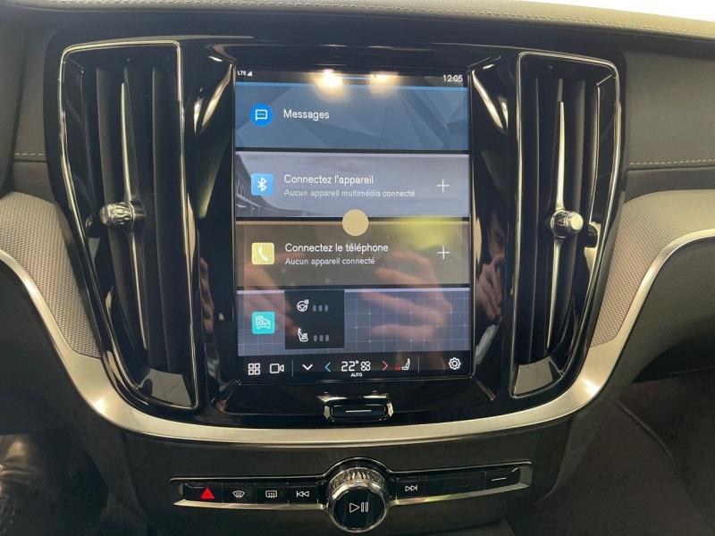 Image VOLVO V60 B4 197ch Ultra Style Dark DCT 7