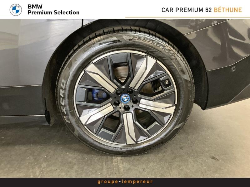 Image BMW iX xDrive50 523ch