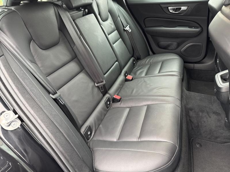 Image VOLVO V60 B4 197ch Plus Style Dark DCT 7