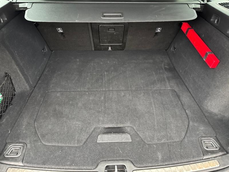 Image VOLVO V60 B4 197ch Plus Style Dark DCT 7