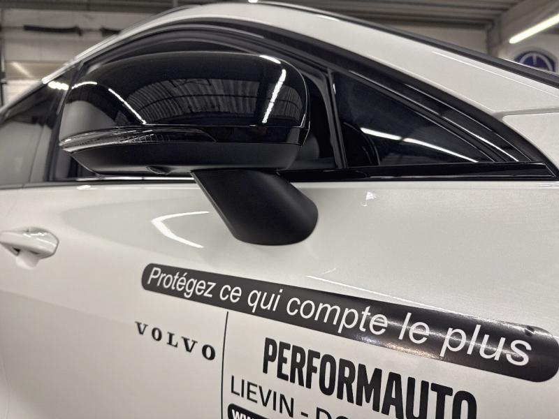 Image VOLVO V60 B4 197ch Ultra Style Dark DCT 7