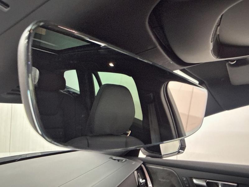 Image VOLVO V60 B4 197ch Ultra Style Dark DCT 7