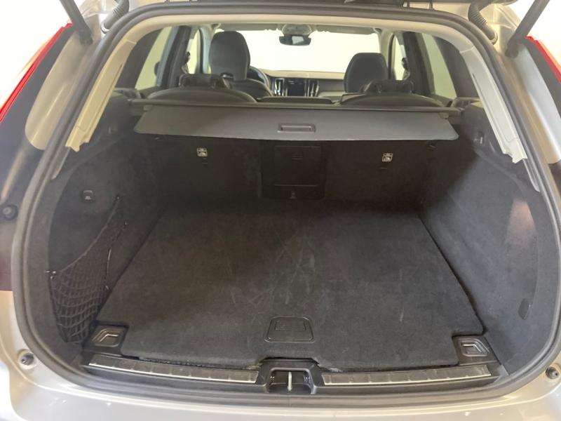 Image VOLVO XC60 T6 Hybride Rechargeable 253 + 145ch Ultra Style Dark Geartronic 8 AWD