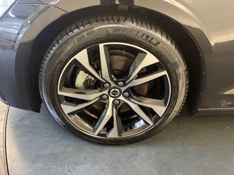 Image VOLVO V60 B4 197ch Ultra Style Dark DCT 7