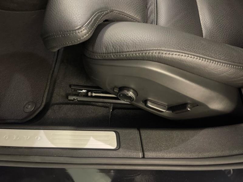 Image VOLVO V60 B4 197ch Ultra Style Dark DCT 7