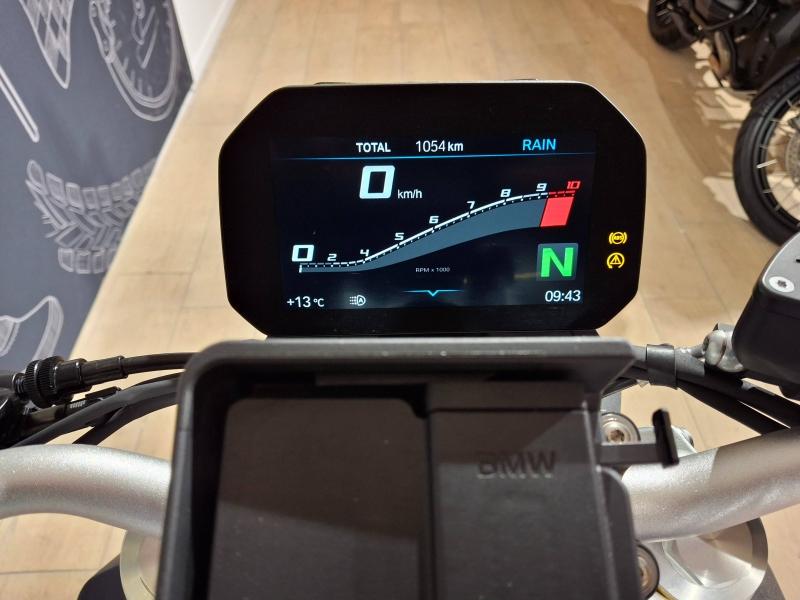 Image BMW F F 900 R A2