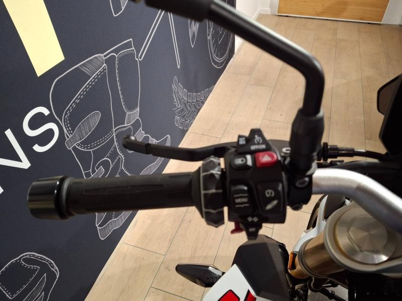 Image BMW F F 900 R A2