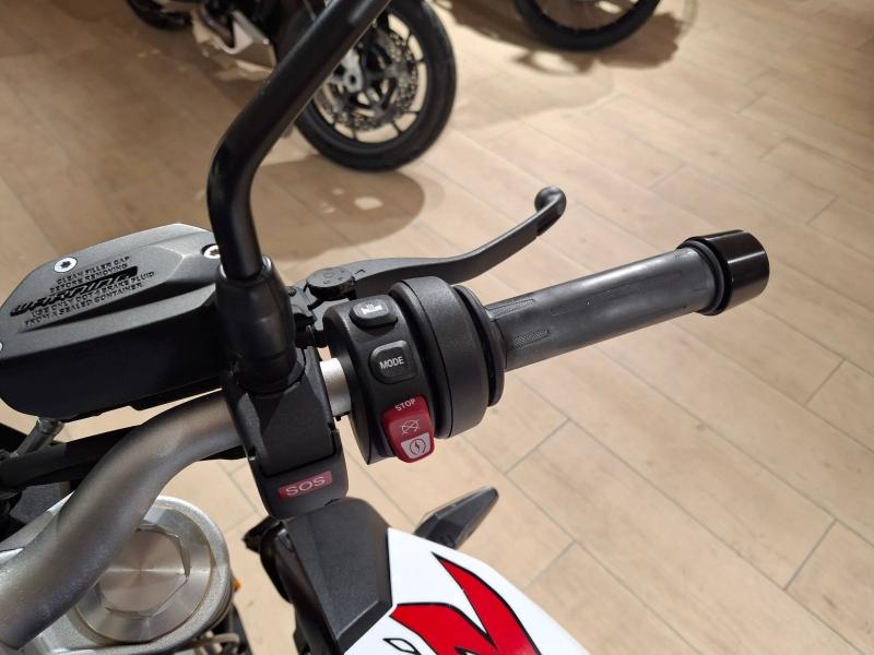 Image BMW F F 900 R A2