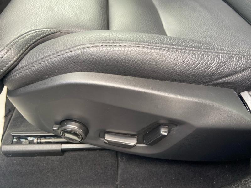 Image VOLVO XC60 T6 Hybride Rechargeable 253 + 145ch Plus Style Dark Geartronic 8 AWD