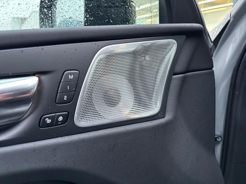 Image VOLVO XC60 T6 Hybride Rechargeable 350ch Ultra Style Dark Geartronic 8 AWD