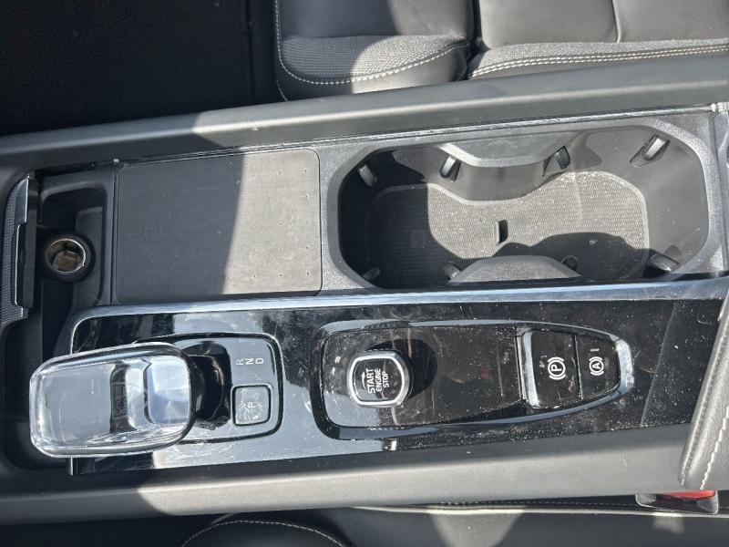 Image VOLVO XC60 T6 AWD 253 + 145ch Plus Style Dark Geartronic