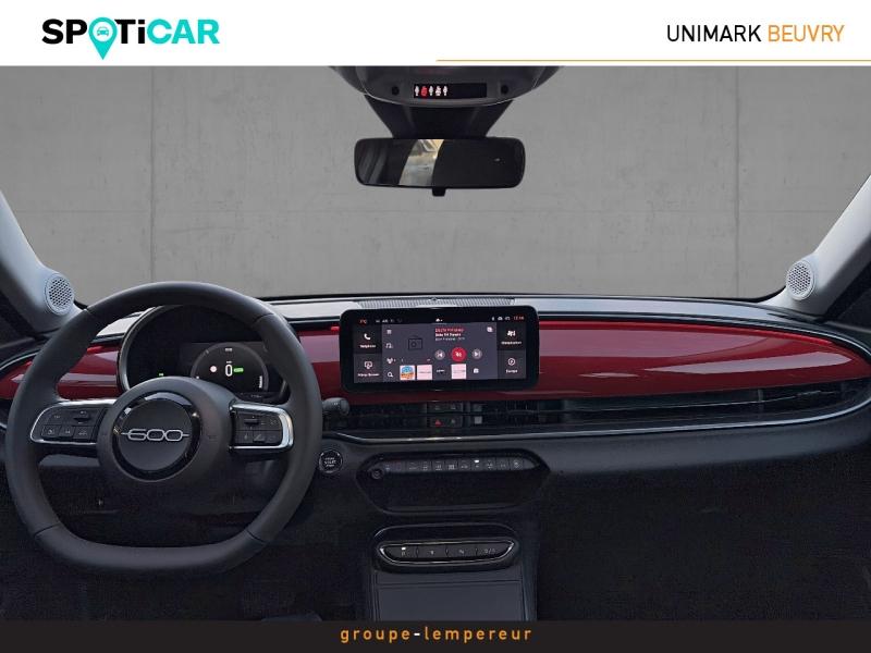 Image FIAT 600 e 156ch 54kWh Red