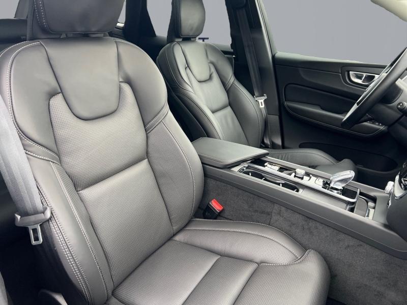 Image VOLVO XC60 T6 Hybride Rechargeable 350ch Ultra Style Dark Geartronic 8 AWD