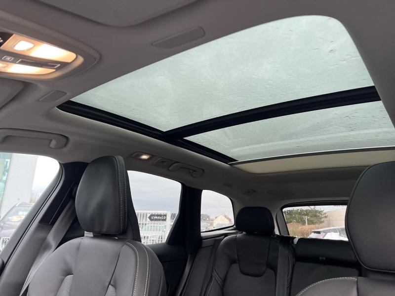 Image VOLVO XC60 T6 Hybride Rechargeable 350ch Ultra Style Dark Geartronic 8 AWD