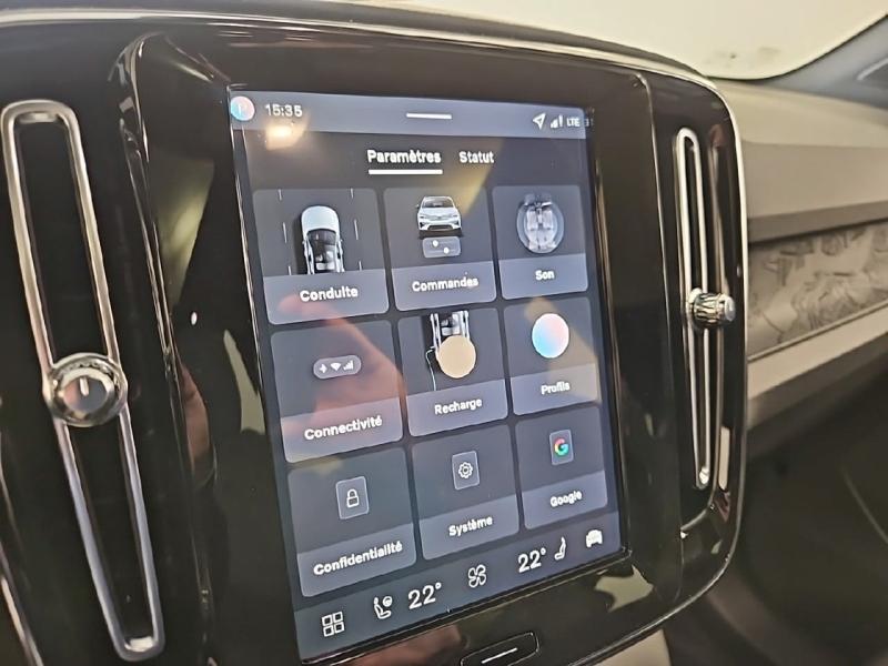 Image VOLVO EC40 Single Extended Range 252ch Black Edition