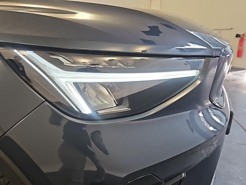 Image VOLVO EC40 Single Extended Range 252ch Black Edition