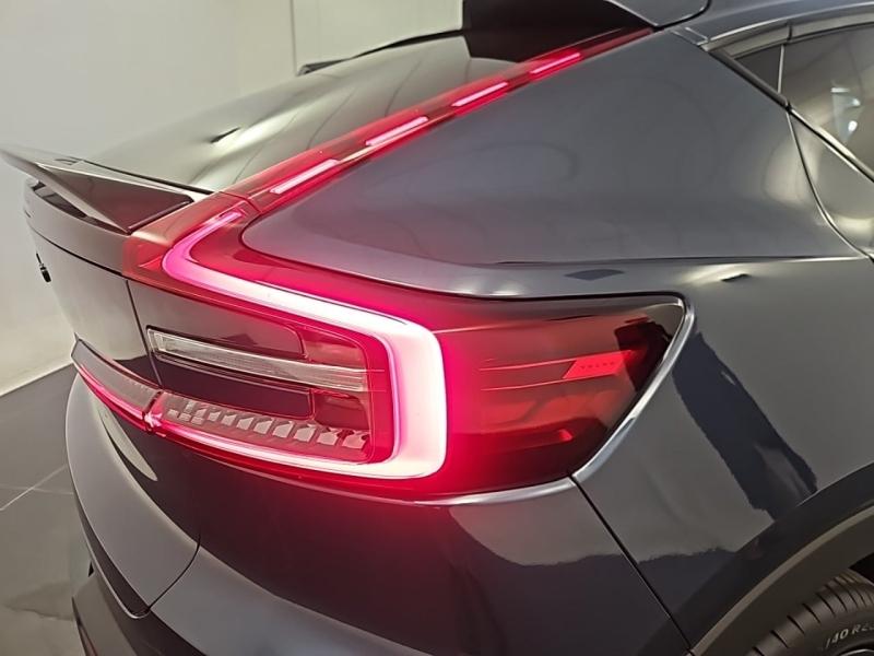 Image VOLVO EC40 Single Extended Range 252ch Black Edition