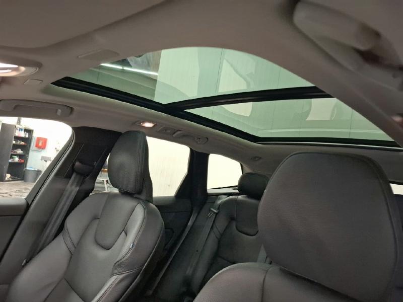 Image VOLVO XC60 T6 Hybride Rechargeable 253 + 145ch Ultra Style Chrome Geartronic 8 AWD