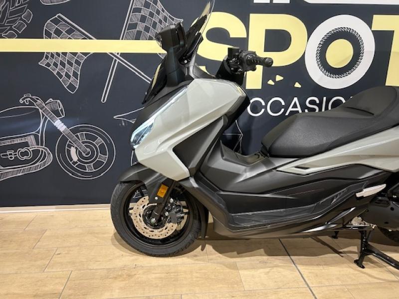 Image HONDA Forza 125 / Smart Top Box