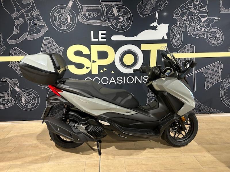 Image HONDA Forza 125 / Smart Top Box