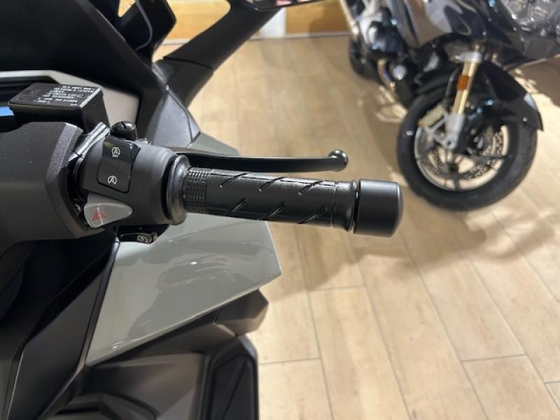 Image HONDA Forza 125 / Smart Top Box