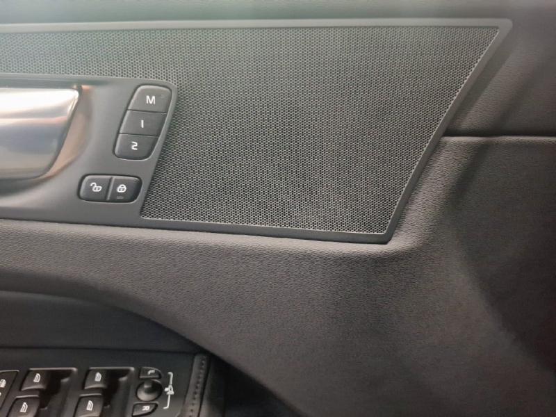 Image VOLVO XC60 T6 Hybride Rechargeable 253 + 145ch Plus Style Dark Geartronic 8 AWD