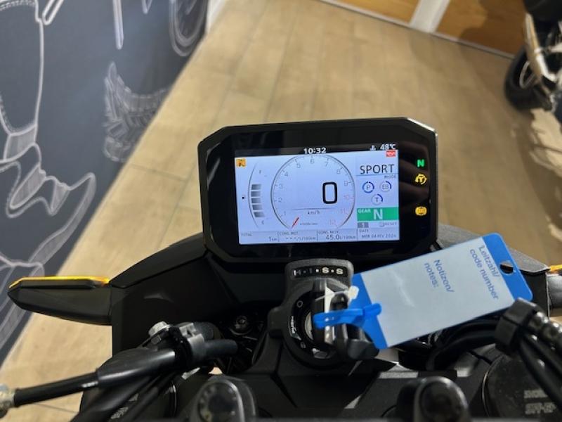 Image HONDA Hornet 750 / 35 kW