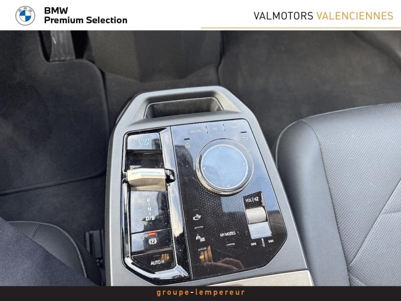 Image BMW iX xDrive50 523ch