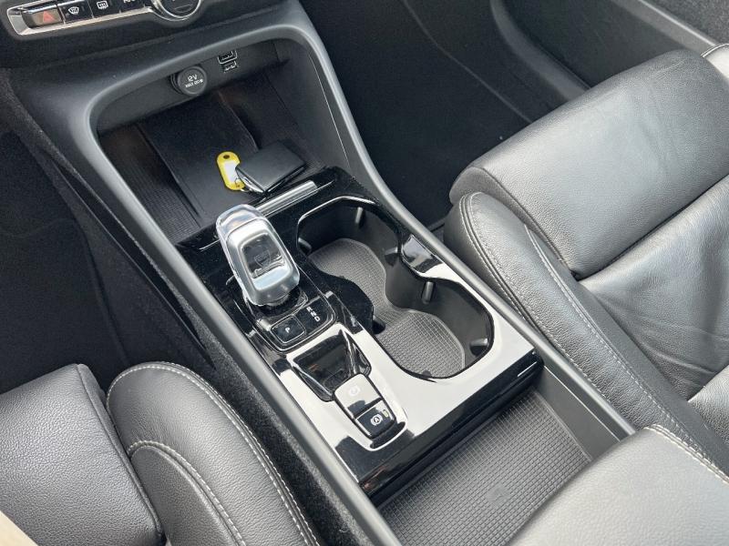 Image VOLVO XC40 T5 Recharge 180 + 82ch Ultimate DCT 7