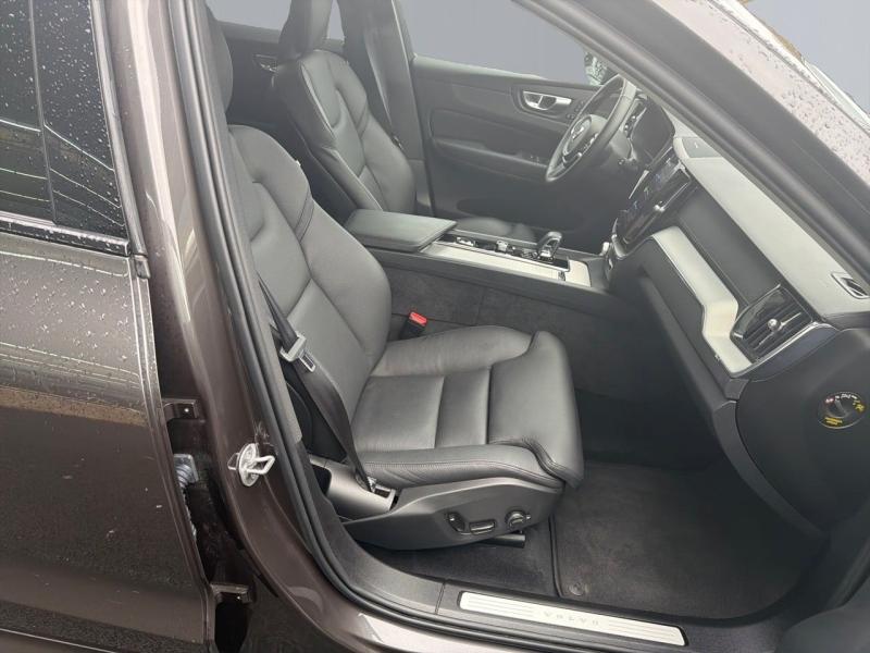 Image VOLVO XC60 T6 Hybride Rechargeable 253 + 145ch Ultra Style Dark Geartronic 8 AWD