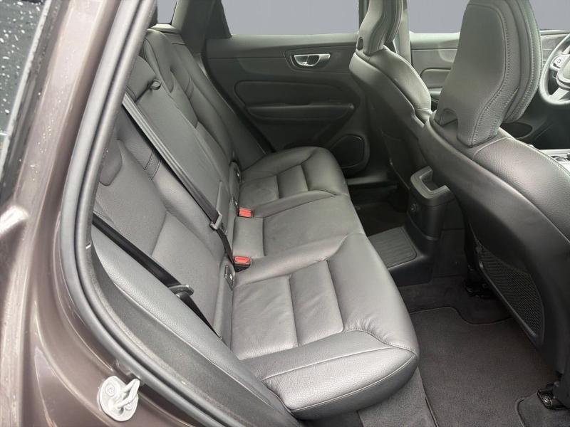 Image VOLVO XC60 T6 Hybride Rechargeable 253 + 145ch Ultra Style Dark Geartronic 8 AWD