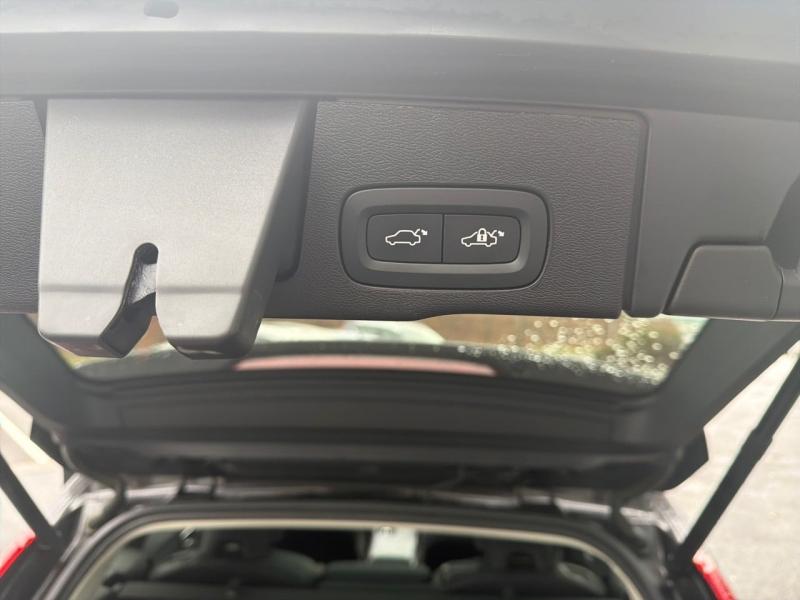 Image VOLVO XC60 T6 Hybride Rechargeable 253 + 145ch Ultra Style Dark Geartronic 8 AWD