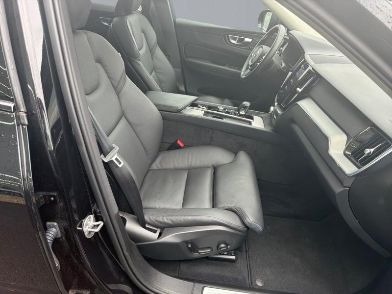 Image VOLVO XC60 T6 Hybride Rechargeable 253 + 145ch Plus Style Dark Geartronic 8 AWD