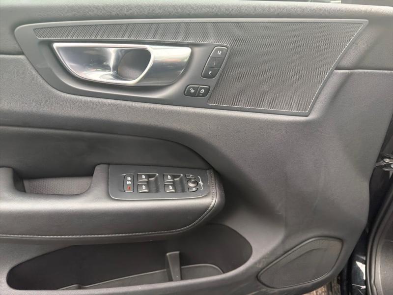 Image VOLVO XC60 T6 Hybride Rechargeable 253 + 145ch Plus Style Dark Geartronic 8 AWD