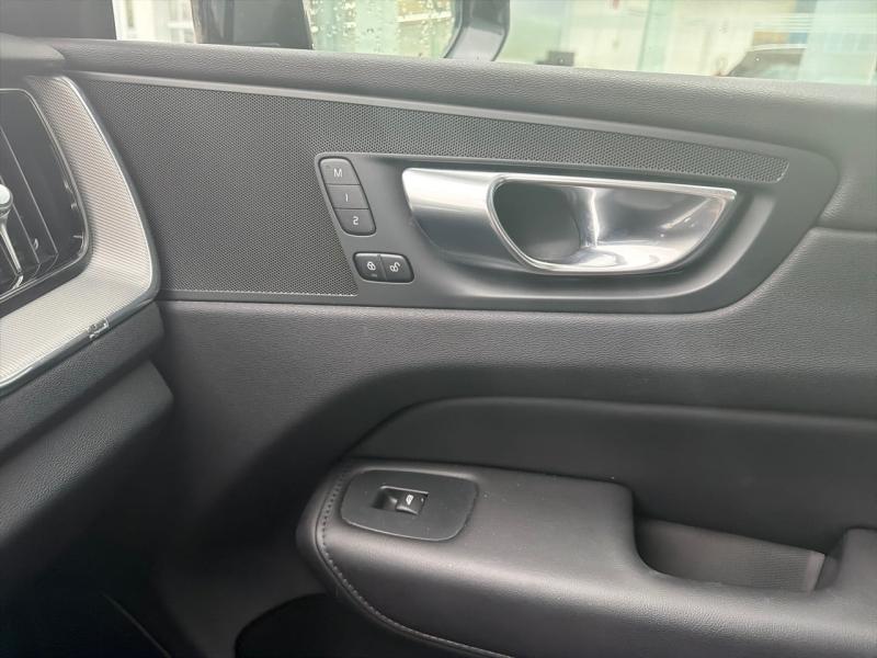 Image VOLVO XC60 T6 Hybride Rechargeable 253 + 145ch Plus Style Dark Geartronic 8 AWD