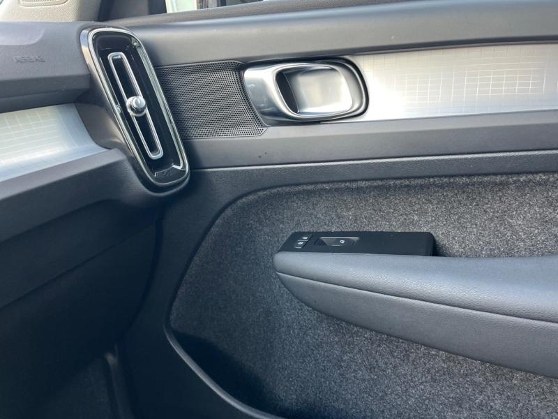 Image VOLVO XC40 T2 129ch Business Geartronic 8