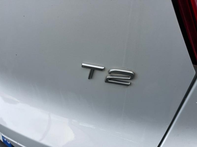 Image VOLVO XC40 T2 129ch R-Design Geartronic 8