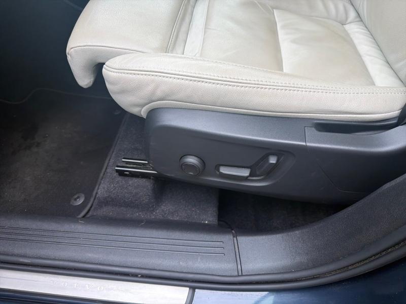 Image VOLVO XC40 T3 163ch Inscription Luxe Geatronic 8